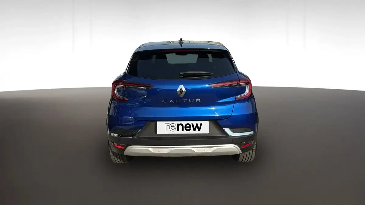 Usado Renault Captur 140 CV (102 kW) 2022 Azul  techo negro SUV