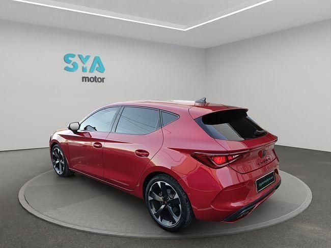 Usado Cupra Leon 190 HP (139 kW) 2024 Vermelho Coupé