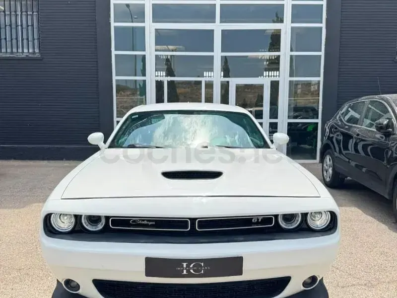 Usado Dodge Challenger 375 CV (275 kW) 2023 Blanco Coupe