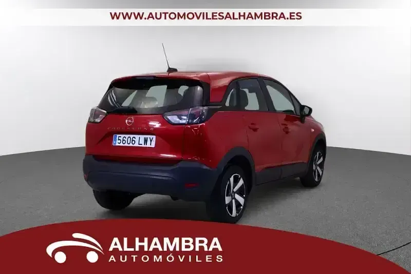 Usado Opel Crossland Edition 110 CV (80 kW) 2022 Rojo SUV
