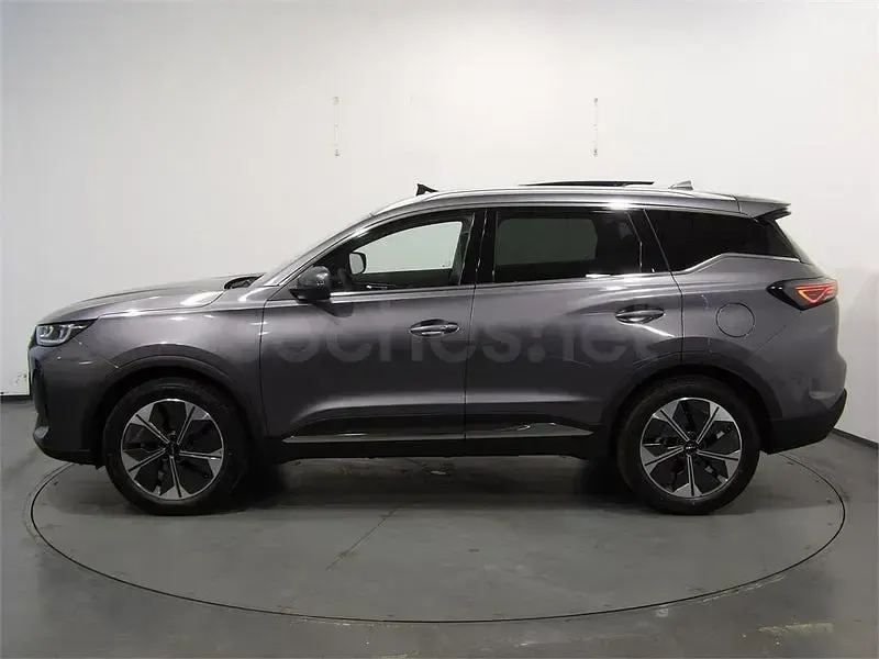 Nuevo Ebro s700 Luxury 147 CV (108 kW) 2026 Gris / plata SUV