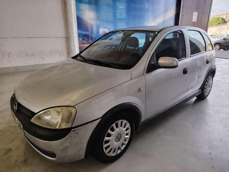 Gris Usado 2002 Opel Corsa Club Utilitario | 1500 € - Imagen 1/4