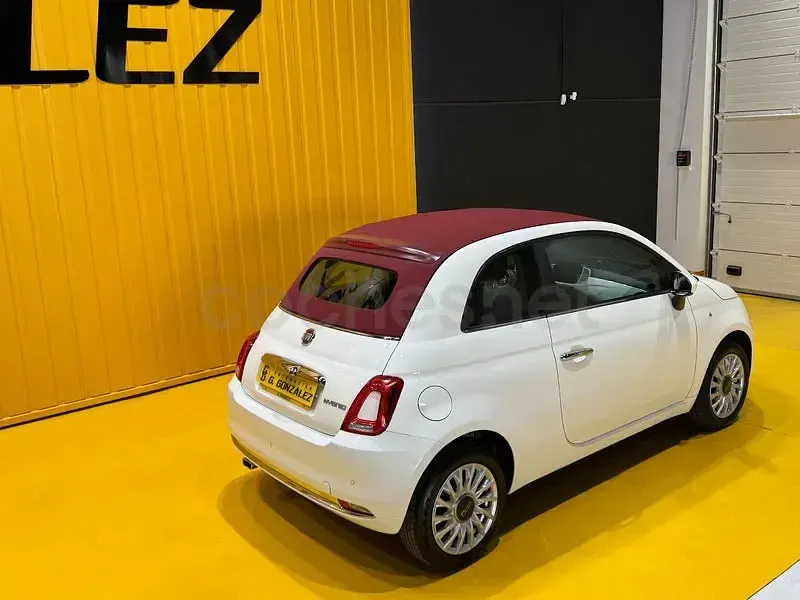 Usado Fiat 500C 70 CV (51 kW) 2023 Blanco Descapotable