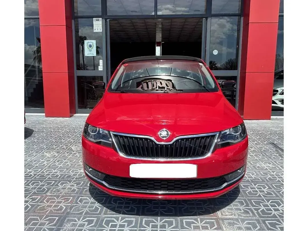 Usado Skoda Rapid Style 116 CV (85 kW) 2019 Rojo Utilitario