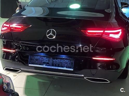 Usado Mercedes A180 116 CV (85 kW) 2020 Negro Berlina