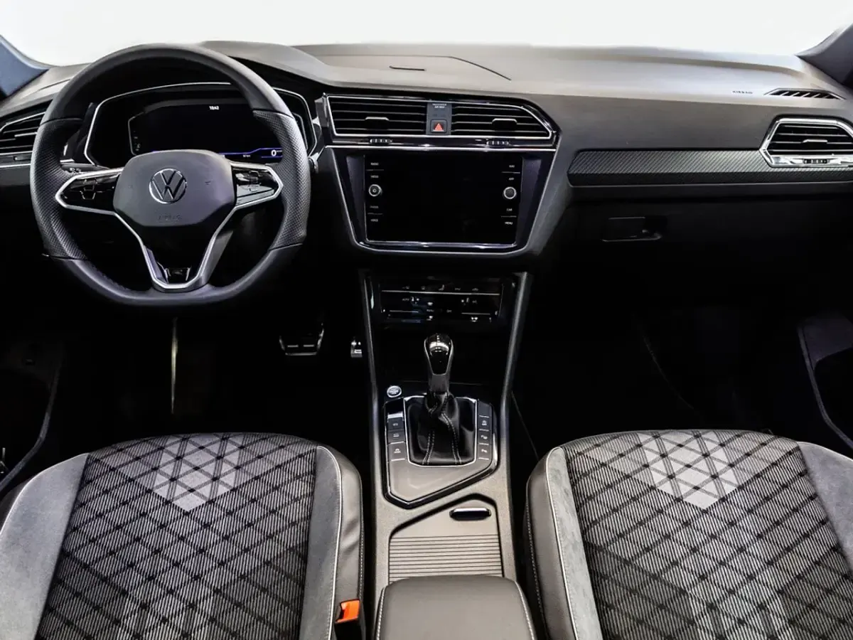 Usado VW Tiguan R-line 150 CV (110 kW) 2022 Azul SUV