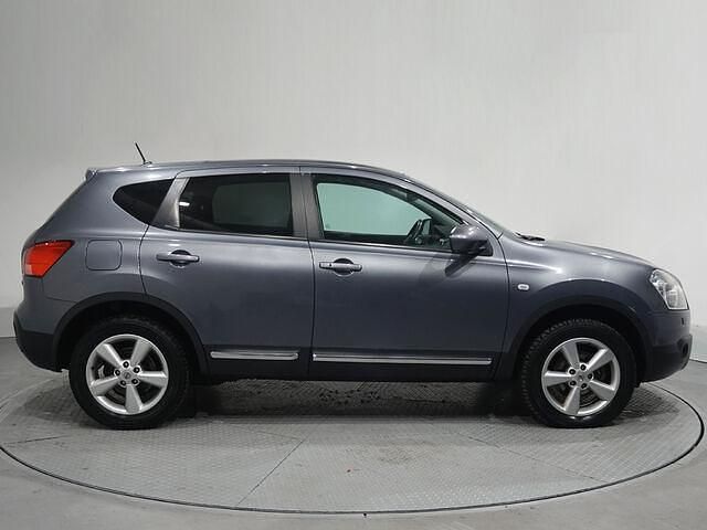 Usado Nissan Qashqai Acenta 150 CV (110 kW) 2009 Gris SUV