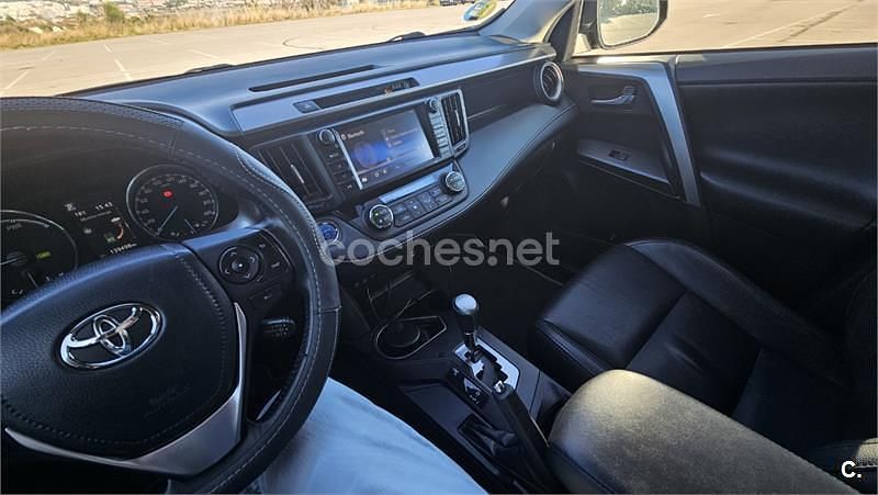 Usado Toyota RAV4 Hybrid 197 CV (144 kW) 2016 Marrón SUV