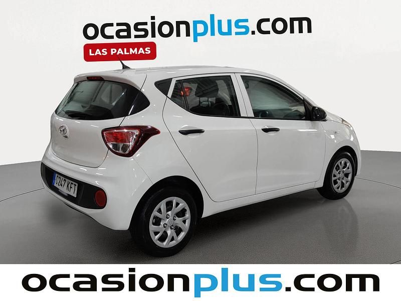 Usado Hyundai i10 66 CV (48 kW) 2017 Blanco Utilitario