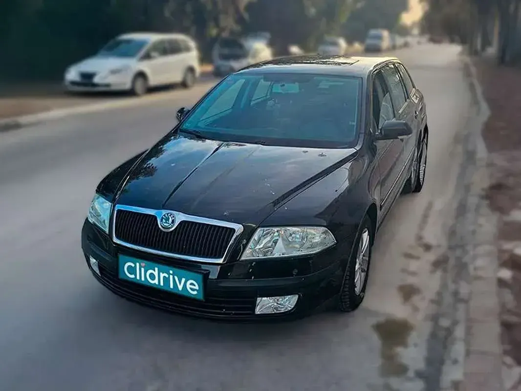 Usado Skoda Octavia 105 CV (77 kW) 2006 Negro Utilitario