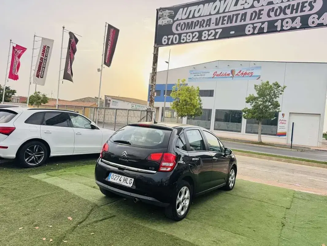 Usado Citroën C3 Attraction 68 CV (50 kW) 2012 Utilitario
