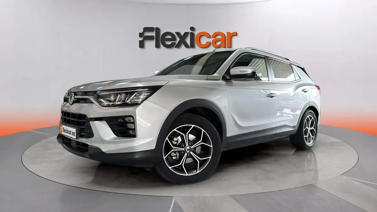 Usado SsangYong Korando Limited 163 CV (119 kW) 2021 Gris SUV