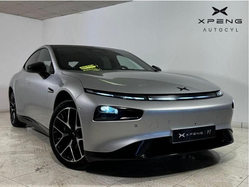 Eléctrico Usado 2025 XPENG P7 Berlina | 58.900 € - Imagen 1/4