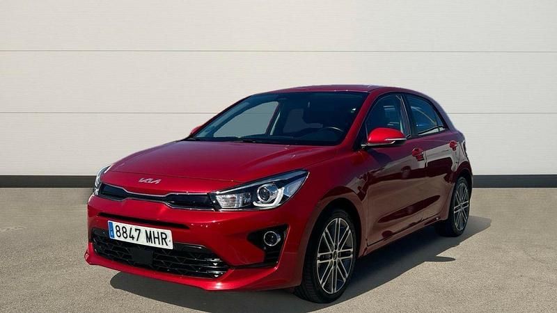 Usado Kia Rio Sport 100 CV (73 kW) 2023 Rojo