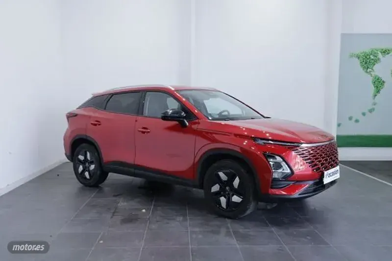 Usado Omoda 5 146 CV (107 kW) 2024 Rojo SUV