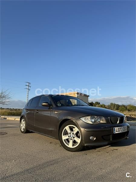 Usado BMW 120 Sport Line 163 CV (119 kW) 2006 Marrón Utilitario