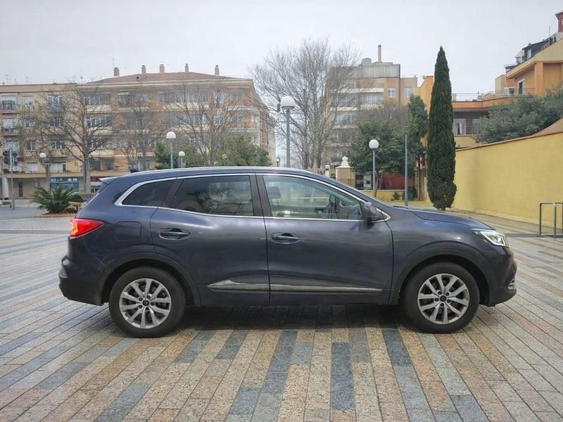 Usado Renault Kadjar Zen 130 CV (95 kW) 2016 Gris / plata SUV