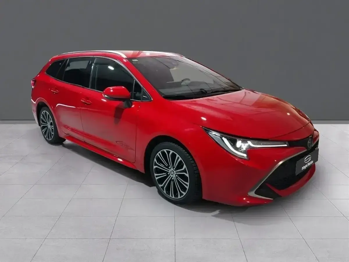 Usado Toyota Corolla Sport 122 CV (89 kW) 2022 Rojo