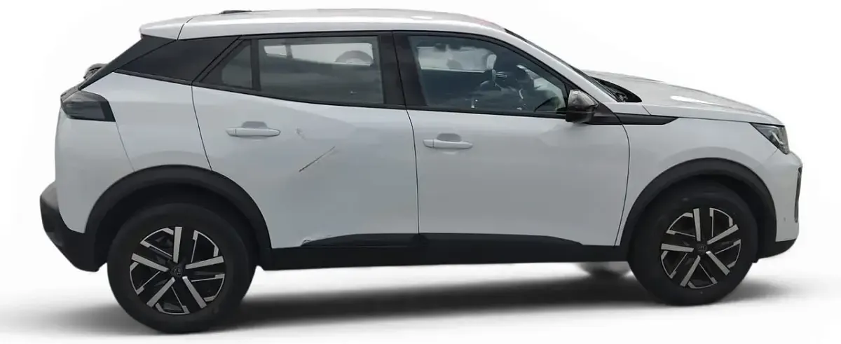 Usado Peugeot 2008 Active 101 CV (74 kW) 2023 Blanco SUV