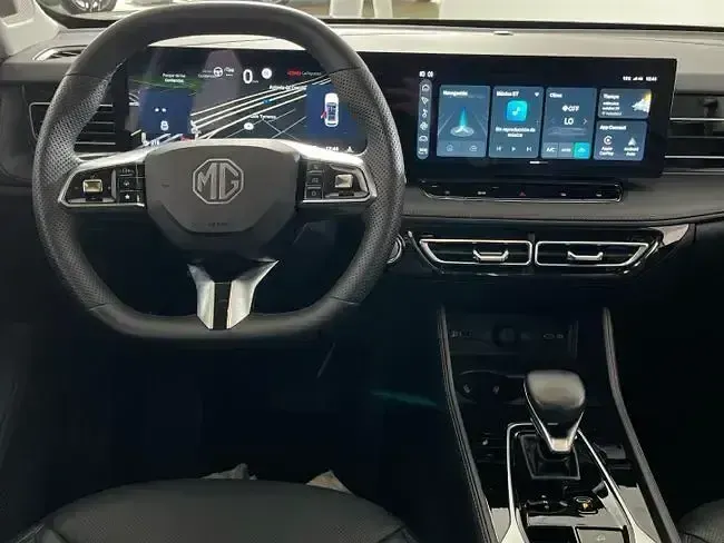 Nuevo MG HS Luxury 170 CV (125 kW) 2025 Gris SUV