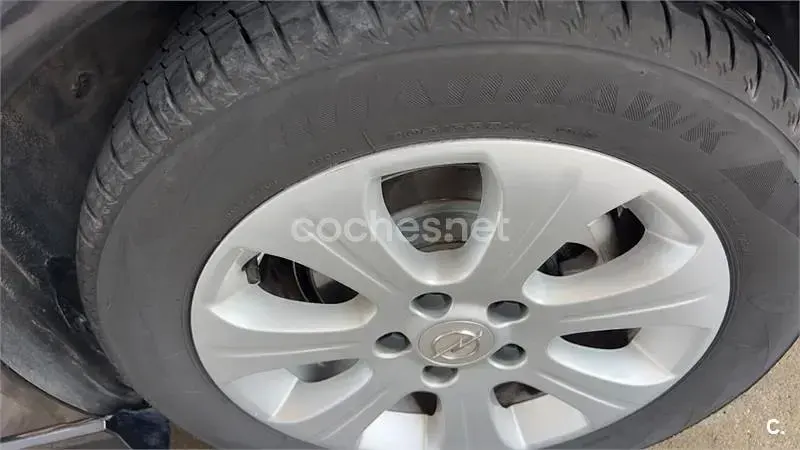 Usado Opel Astra Sport 110 CV (80 kW) 2010 Negro Berlina