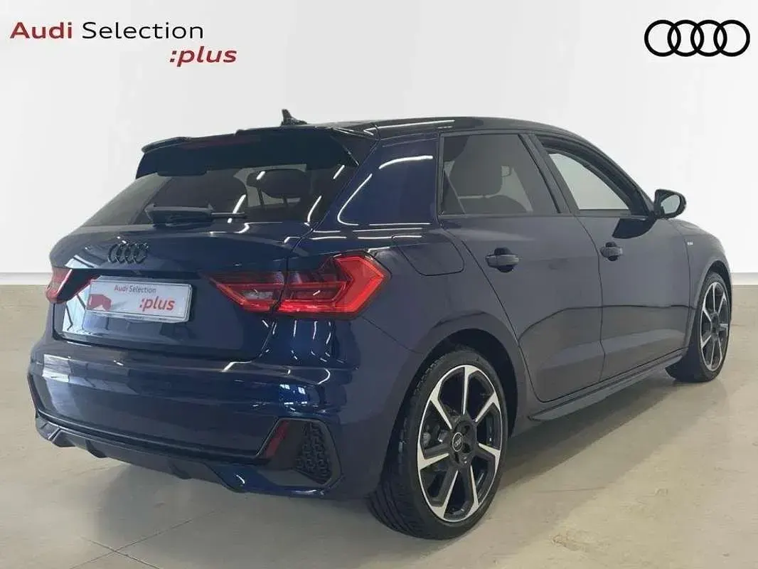 Usado Audi A1 Sportback Ambiente 116 CV (85 kW) 2025 Azul Utilitario