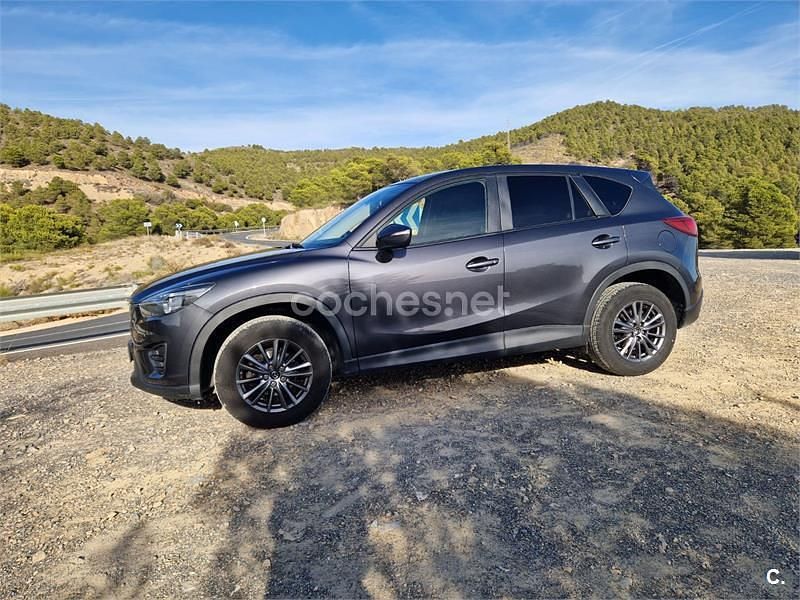 Usado Mazda CX-5 Style 150 CV (110 kW) 2016 Gris / plata SUV