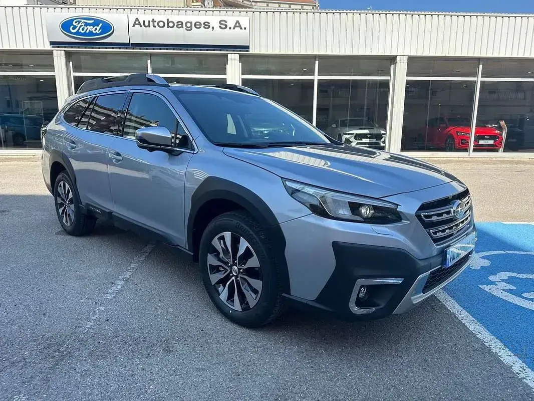Nuevo Subaru Outback 169 CV (124 kW) 2026 Gris Familiar