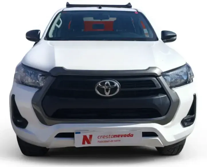 Usado Toyota HiLux 150 CV (110 kW) 2023 Blanco Pickup/Camioneta