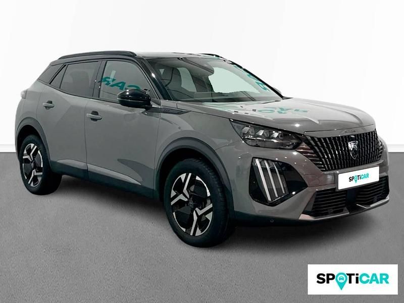 Usado Peugeot 2008 GT 130 CV (95 kW) 2024 Gris SUV