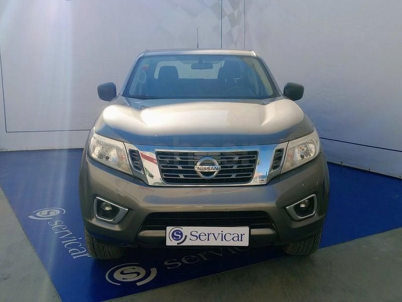 Usado Nissan Navara Acenta 190 CV (139 kW) 2019 Gris / plata Pickup/Camioneta