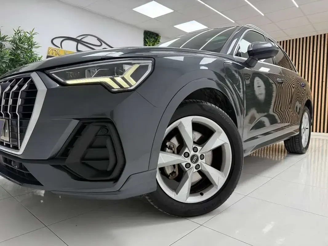 Usado Audi Q3 S-Line 245 CV (180 kW) 2021 Gris SUV