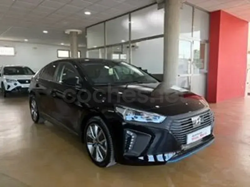 Usado Hyundai Ioniq 141 CV (103 kW) 2019 Negro Utilitario