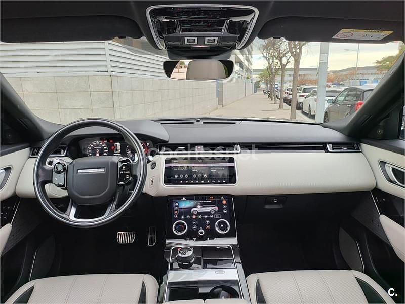 Usado Land Rover Range Rover Velar R-Dynamic 240 CV (176 kW) 2018 Gris / plata SUV