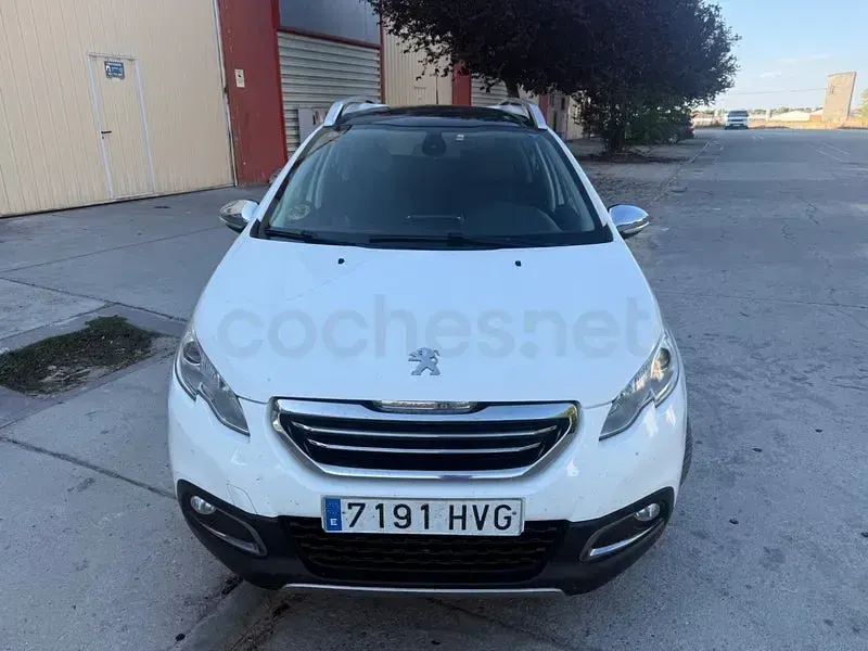 Usado Peugeot 2008 Crossway 120 CV (88 kW) 2015 Blanco SUV