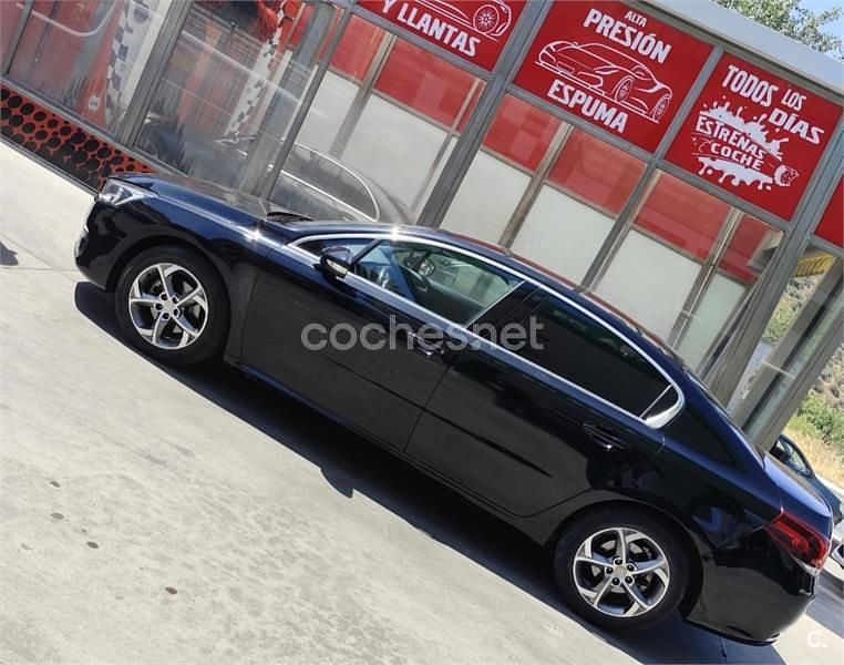 Usado Peugeot 508 Active 150 CV (110 kW) 2016 Negro Berlina