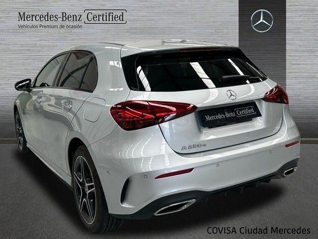 Usado Mercedes A250 218 CV (160 kW) 2023 Plata iridio