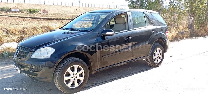 Negro Usado 2007 Mercedes ML280 SUV | 9500 € (Buen precio) - Imagen 1/4