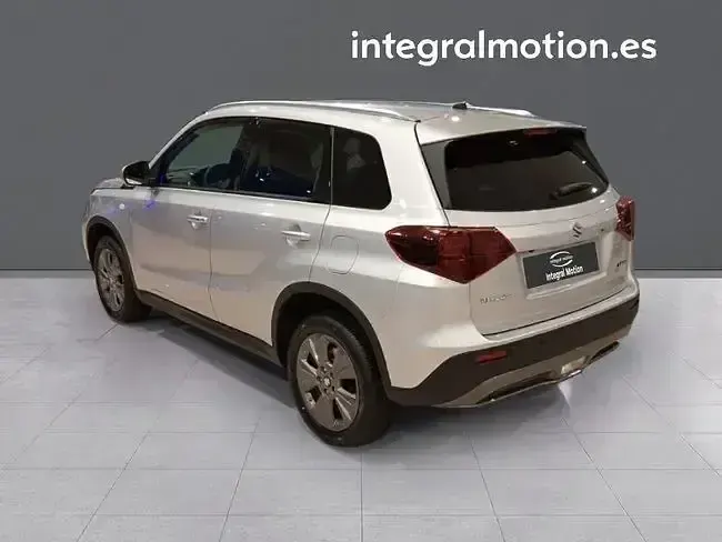 Nuevo Suzuki Vitara 110 CV (80 kW) 2026 Gris SUV
