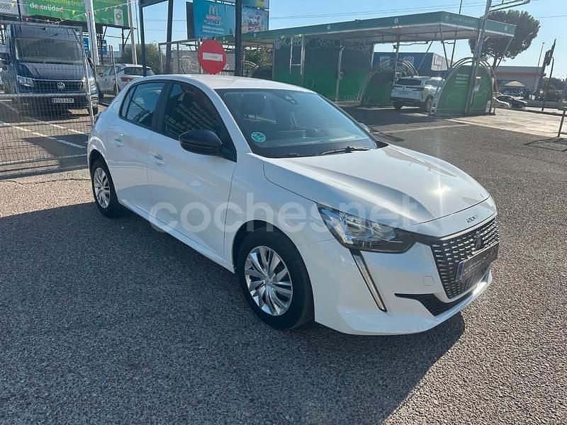Usado Peugeot 208 Active 100 CV (73 kW) 2022 Blanco Utilitario