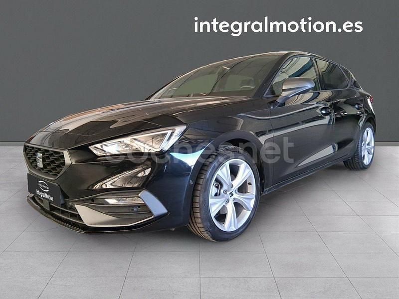 Negro Usado 2024 Seat Leon Style Berlina | 24.900 € (Caro) - Imagen 1/4