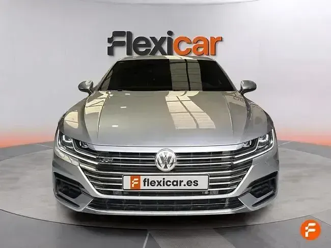 Usado VW Arteon 190 CV (139 kW) 2018 Gris Utilitario