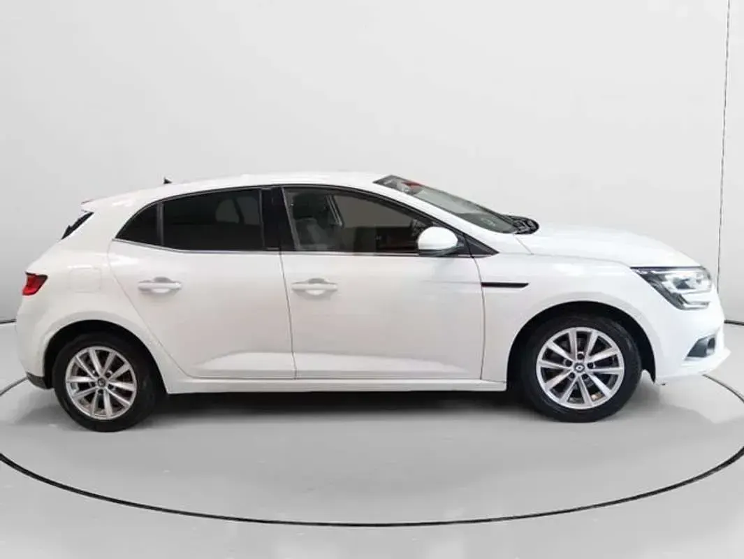 Usado Renault Mégane 132 CV (97 kW) 2017 Blanco Utilitario
