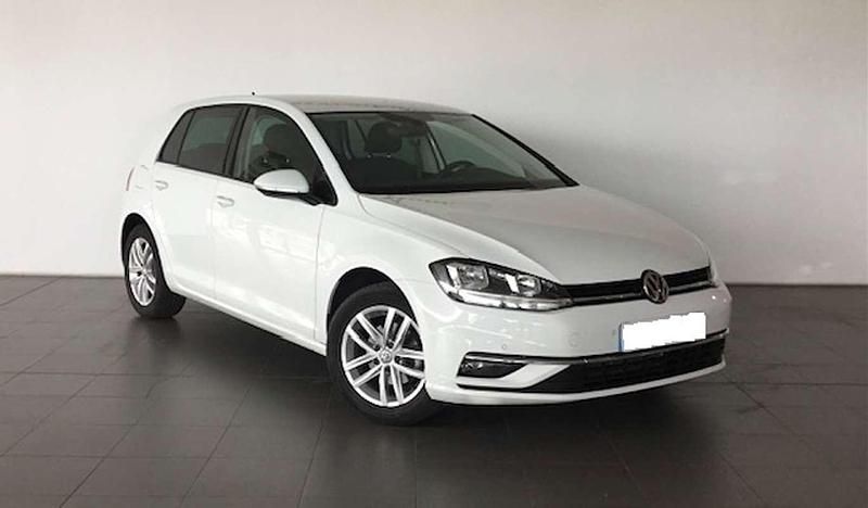Usado VW Golf VII Advance 131 CV (96 kW) 2019 Blanco Berlina