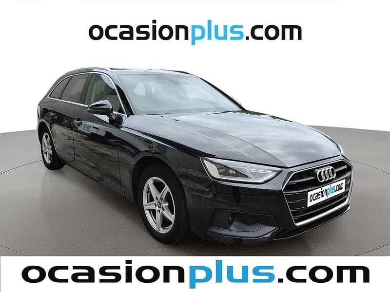 Usado Audi A4 150 HP (110 kW) 2023 Preto Carrinha