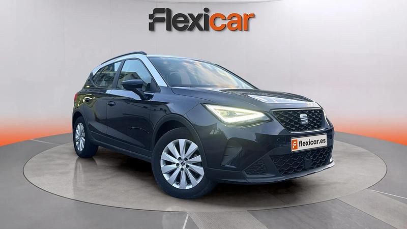 Usado Seat Arona Style 110 CV (80 kW) 2022 SUV