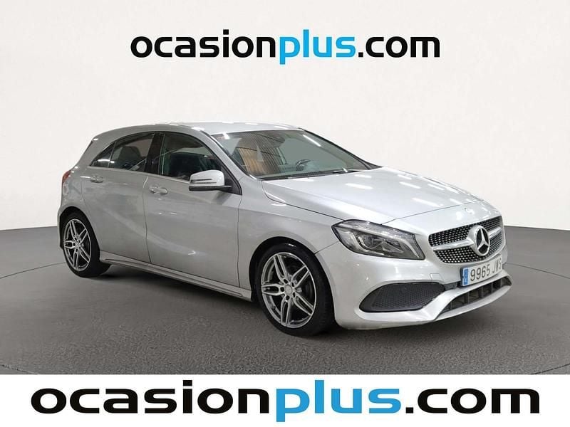 Usado Mercedes A200 AMG 136 CV (100 kW) 2017 Gris plata Utilitario