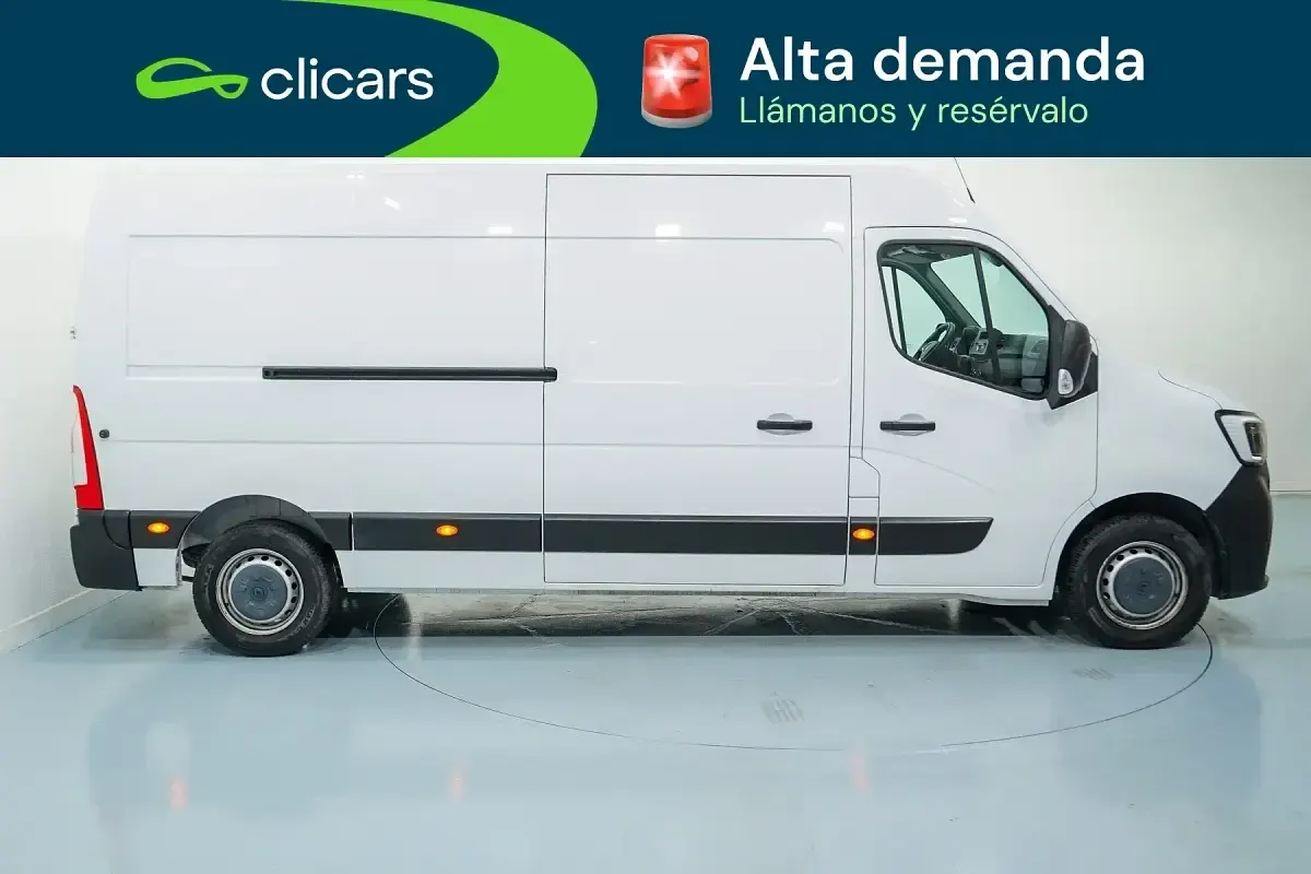 Usado Renault Master 135 CV (99 kW) 2021 Blanco Monovolumen