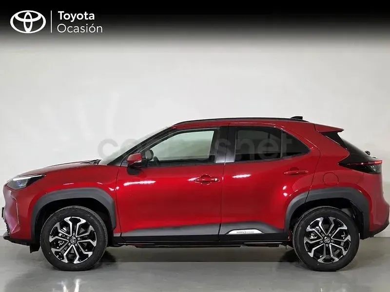 Nuevo Toyota Yaris Cross Active 130 CV (95 kW) 2026 Rojo SUV