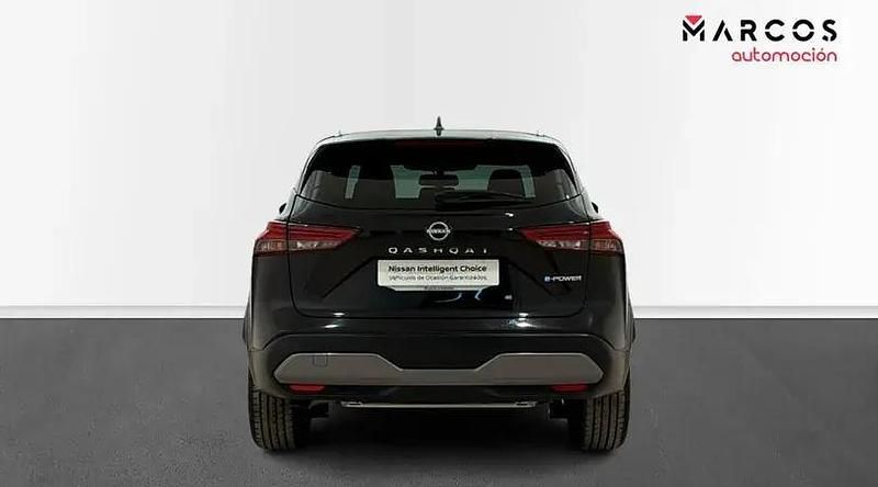 Usado Nissan Qashqai Black Edition 190 CV (139 kW) 2024 Midnight black skyline grey metalizado SUV